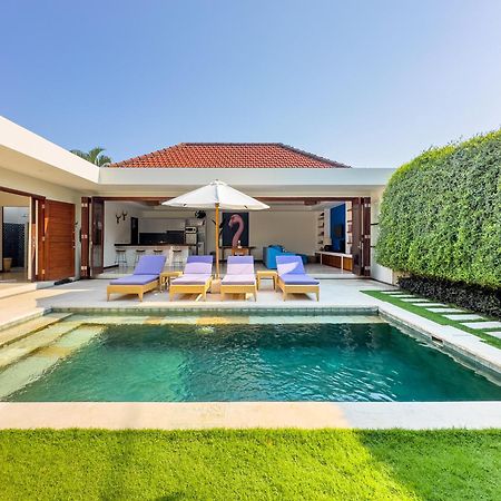 Villa Bugis Kayu Aya Seminyak Exteriör bild
