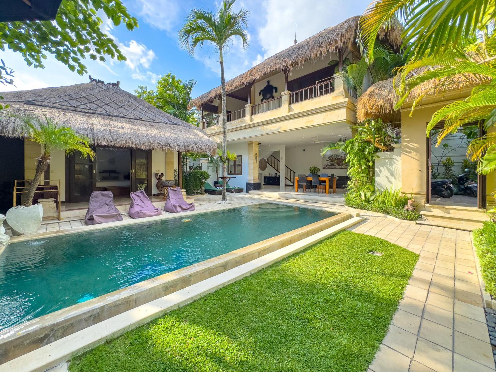 Villa Bugis Kayu Aya Seminyak Exteriör bild
