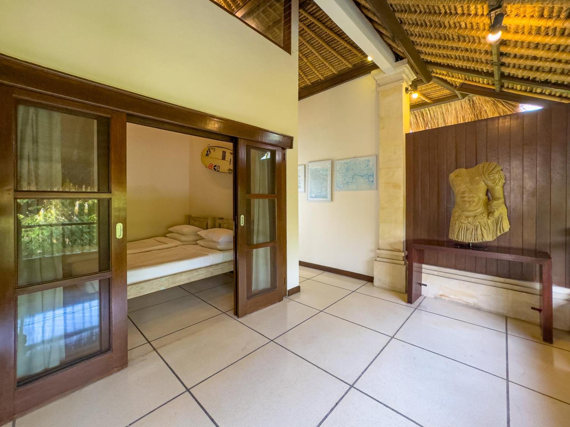 Villa Bugis Kayu Aya Seminyak Rum bild