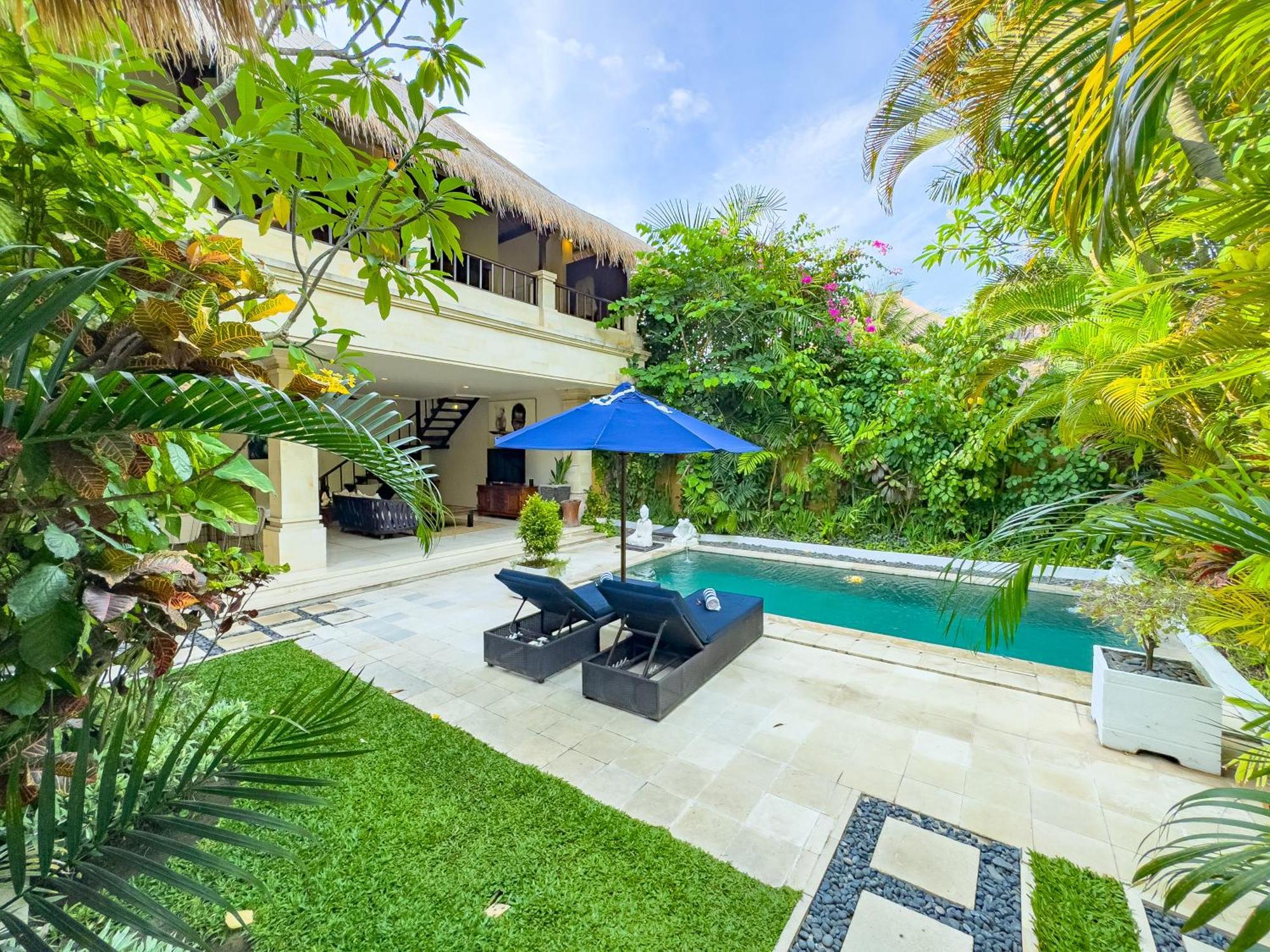Villa Bugis Kayu Aya Seminyak Exteriör bild